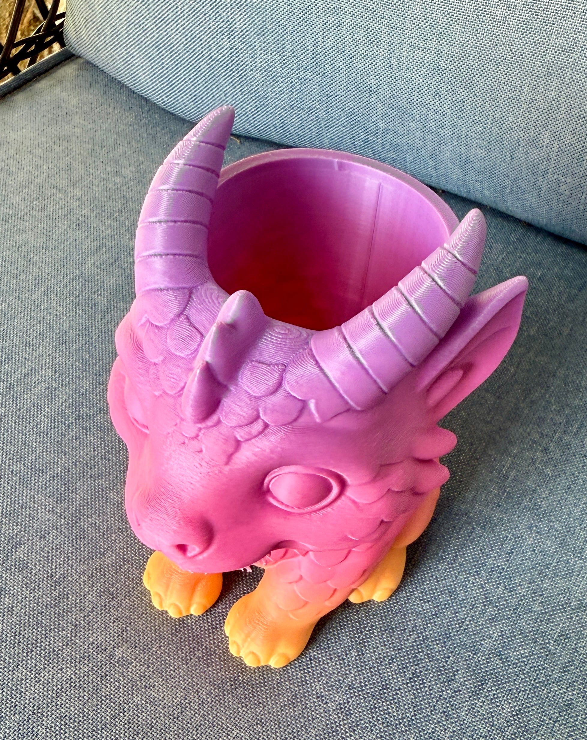 Dragon Holder